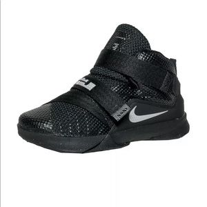 Nike Lebron Soldier IX (TD)Black Little Kids Sz 7c